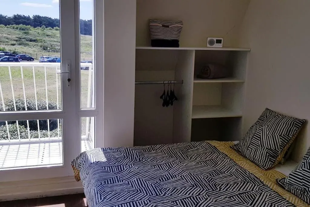 Holiday home Maisonnette De Vacances Au Bord De L'Eau Guidel France